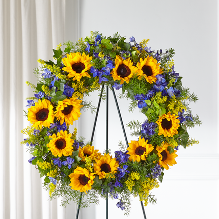 FTD Bright Rays Wreath