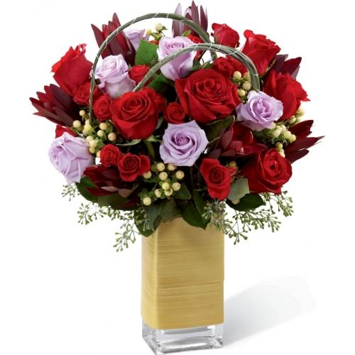 The FTD Bouquet, Luxurious Roses