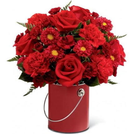 The FTD® Bouquet, Brings the color of Love into your day™