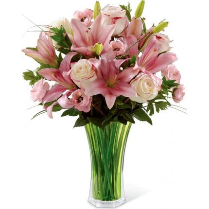 The FTD® Bouquet, Classic Beauty™
