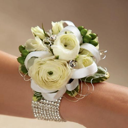 The FTD® Wedding White Bodice
