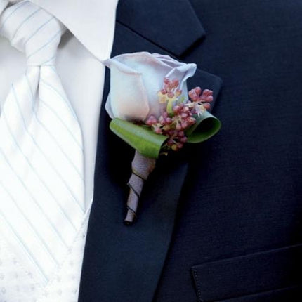 La Boutonnière FTD® Nottingham™