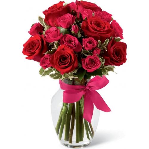 The FTD® Love at First Sight™ bouquet